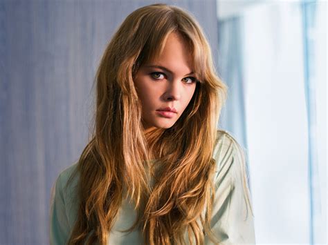 Anastasiya Scheglova Russian Blonde Model Girl Wallpaper 045 1024x768