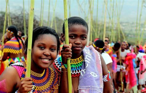 estimated 30 000 maidens attend reed dance zululand observer