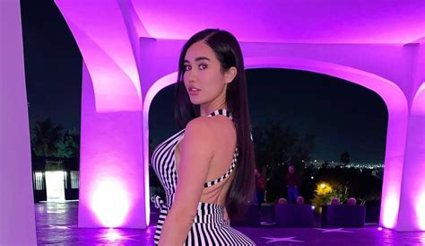 30 yr old insta model dubbed mexican kim kardashian dies after