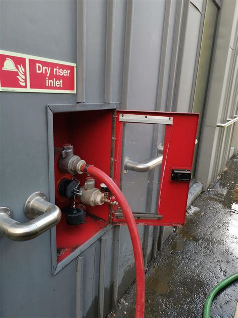 dry risers fire extinguishers