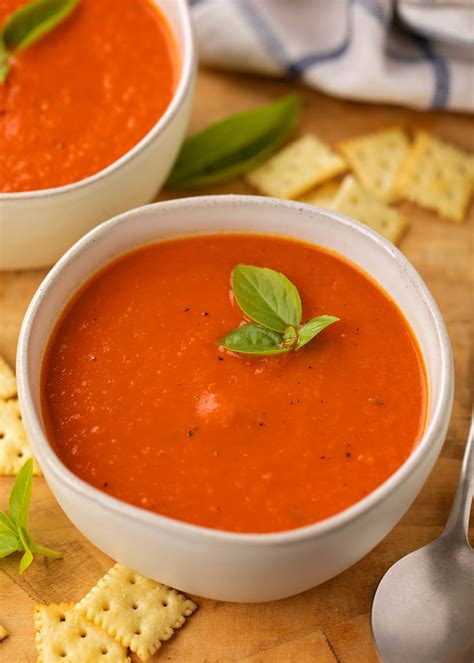 homemade tomato soup    minutes life  simple