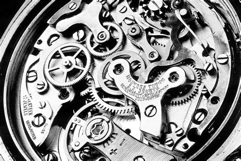 beginners guide  mechanical watches man