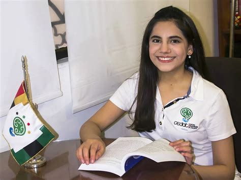 Dafne Almazán La Joven Genio Mexicana Que Rompió Esquemas En Harvard