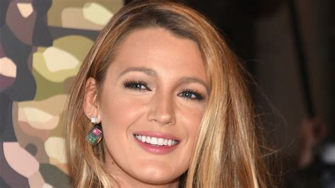 blake lively shuts down a reporter who asked about her outfit allure