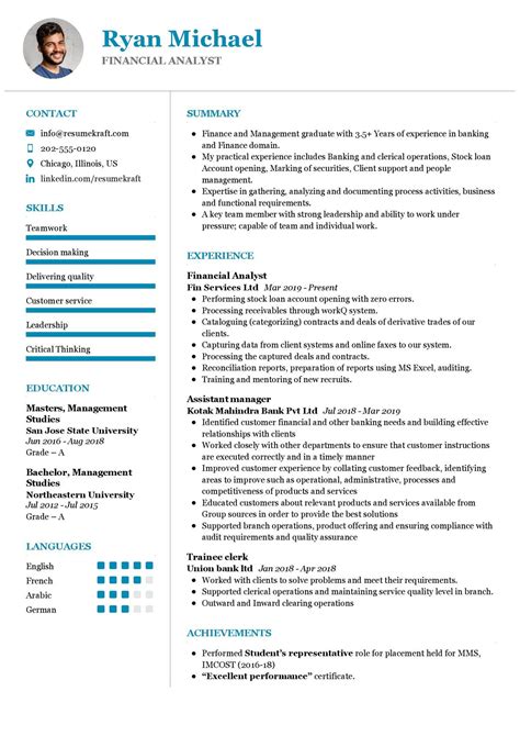 financial analyst resume sample  writing guide tips resumekraft images