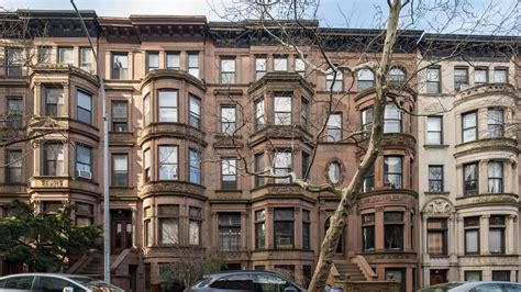 airbnb drives  rent costs  manhattan  brooklyn city    york times