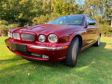 classic jaguar xj series cars  sale ccfs