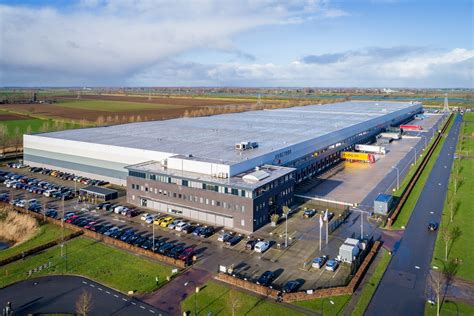 mg verwerft   logistiek  waalwijk industrial real estate partners