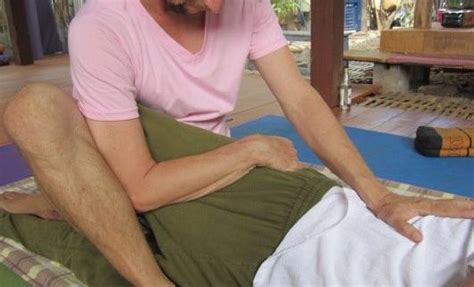 be patient learning thai massage massage training chiang mai thailand