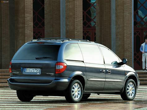 chrysler voyager  pictures