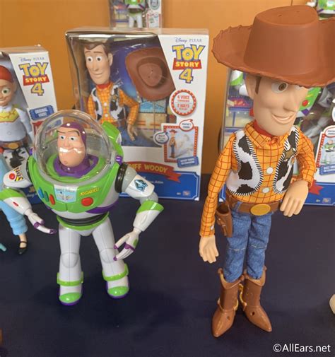 pieces  toy story  merchandise       buy   allearsnet