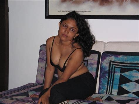 cute indian honeymoon wife s sweet pink pussy and sex photos leaked 109pix
