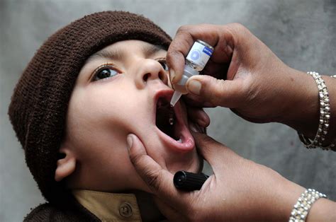 polio vaccine  clinical dattatraya medical general stores id