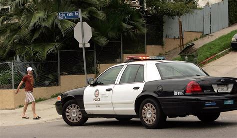 los angeles police officer allegedly fondled dead woman s breasts on
