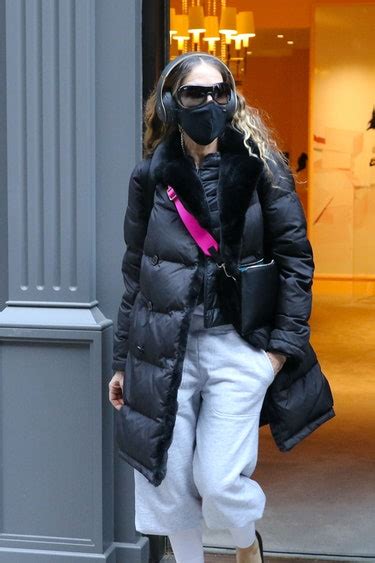Only Sarah Jessica Parker Could Start Off 2021 In A Puffer And Princess