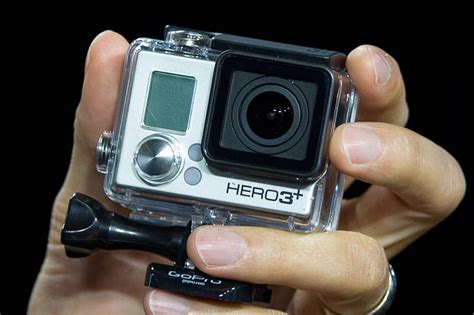gopro prices initial shares    high    range
