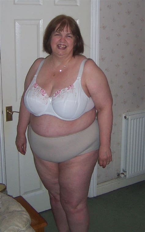 Hot Braandlingerie Bbw Granny Stephani As Soon As Naked Girl