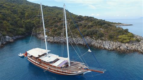 ugur  yacht charter details luxury gulet charterworld luxury superyachts