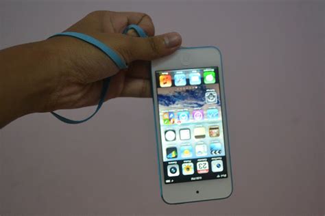apple ipod touch  generation  intricacies  arnis