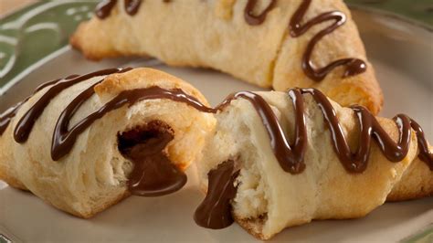 Hershey’s Bliss® Chocolate Filled Crescents Rolls Recipe From