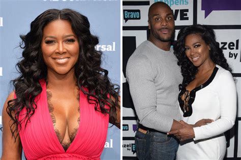 Real Housewife Kenya Moore Slams Cougar Title For Dating Man 16 Years