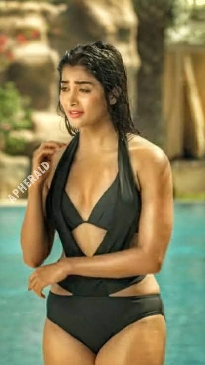 Pooja Hegde Sexy Hot Bitch 11 Pics Xhamster