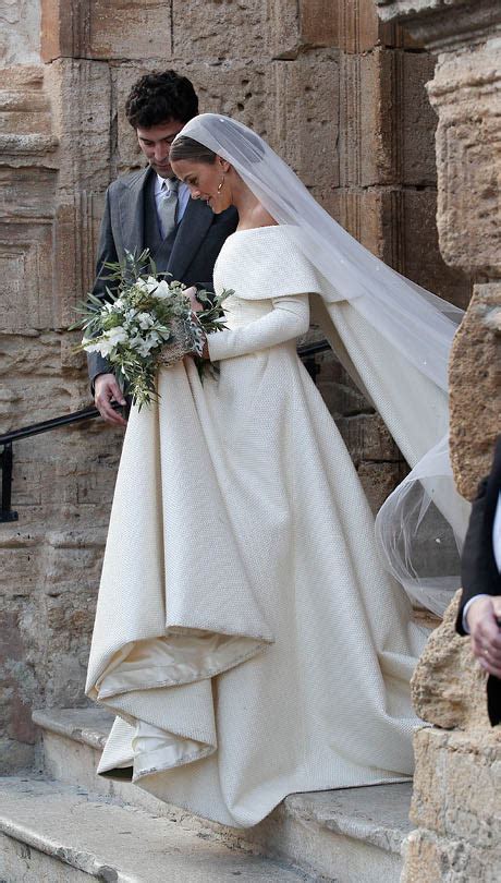 Check Out History S Most Memorable Royal Wedding Dresses