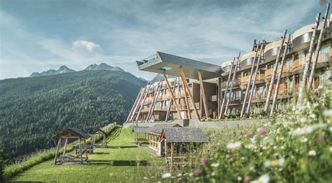 alpin panorama hotel hubertus hotel outdooractivecom
