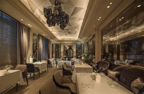 paris restaurants fine dining  paris hotel de crillon