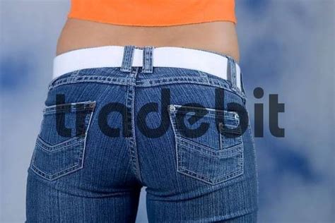 skin tight jeans download places