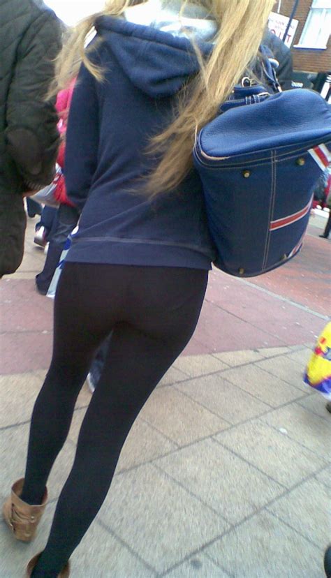 hot uk teen with tight ass in leggings vpl