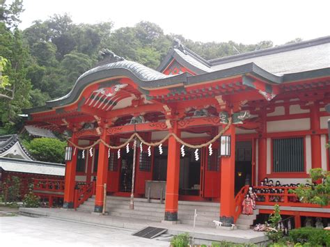 shinto temple   osaka japan holidays shinto shinto shrine