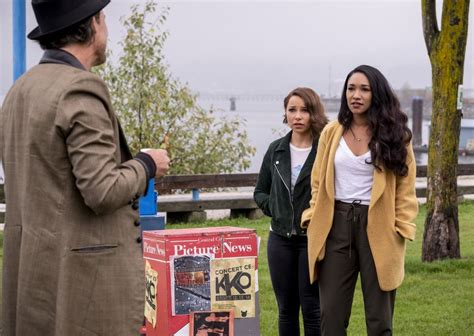 jessica parker kennedy and candice patton in the flash