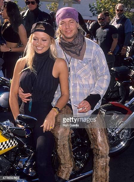 Pamela Anderson Bret Michaels Photos And Premium High Res Pictures