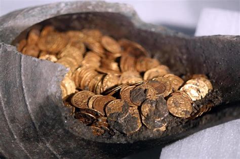 ancient jar  roman gold coins discovered realclearscience