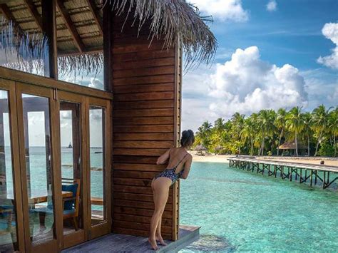 This Five Star Maldives Hotel Has An Instagram Butler 9travel