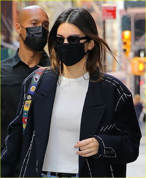 kendall jenner rocks an oversized coat as she grabs lunch
