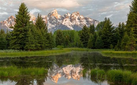 6 National Parks And Monuments In Wyoming To Spend A