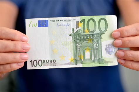 euro schein bild drucken  germanii vpervye pokazali novye