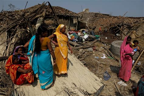 severe thunderstorm  nepal leaves  dead hundreds injured