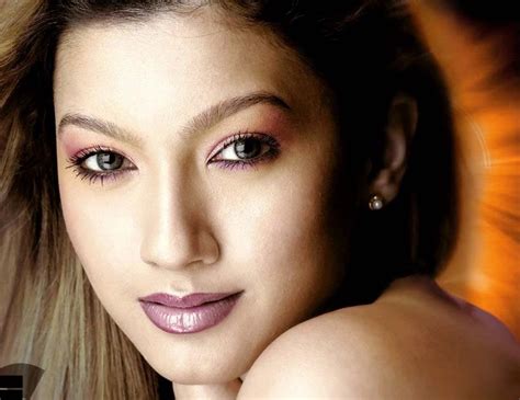 bollywood hot actresses photos gauhar khan bollywood hot actors photos biography videos