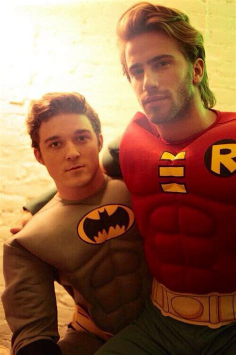 batman and robin drawn super sexy ideas de disfraces de parejas pareja homosexual y disfraces