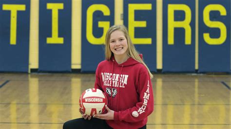 wisconsin volleyball howards grove eighth grader saige damrow unfazed