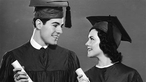 Your Marriage Will Be Happier If Your Husband Is Better Educated Than You