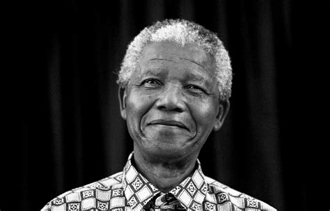 nelson mandela wallpapers images  pictures backgrounds