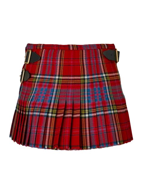 vivienne westwood s iconic kilts arrive in stores—just in time for spring
