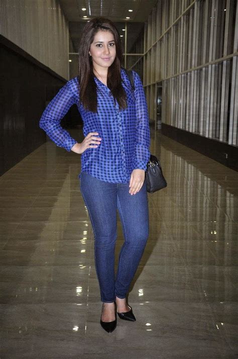 beautiful pictures of rashi khanna in jeans at lakshmi