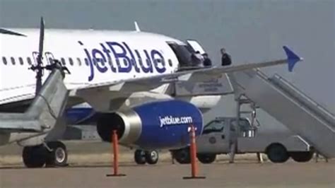 jetblue pilot      plane today