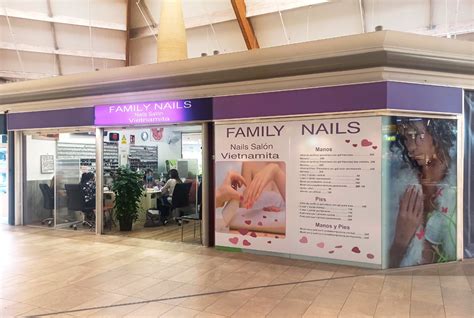 family nails centre comercial montigala