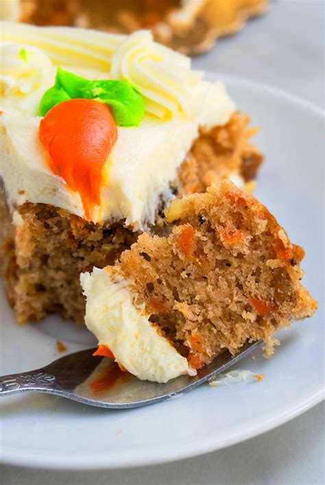 moist carrot cake  cream cheese frosting lutonilola foods blog